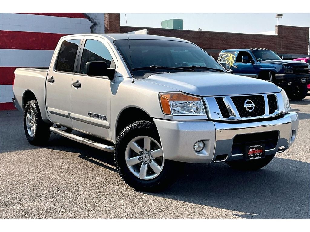 2010 Nissan Titan SE