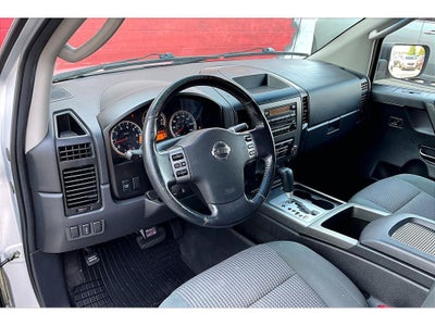 2010 Nissan Titan SE