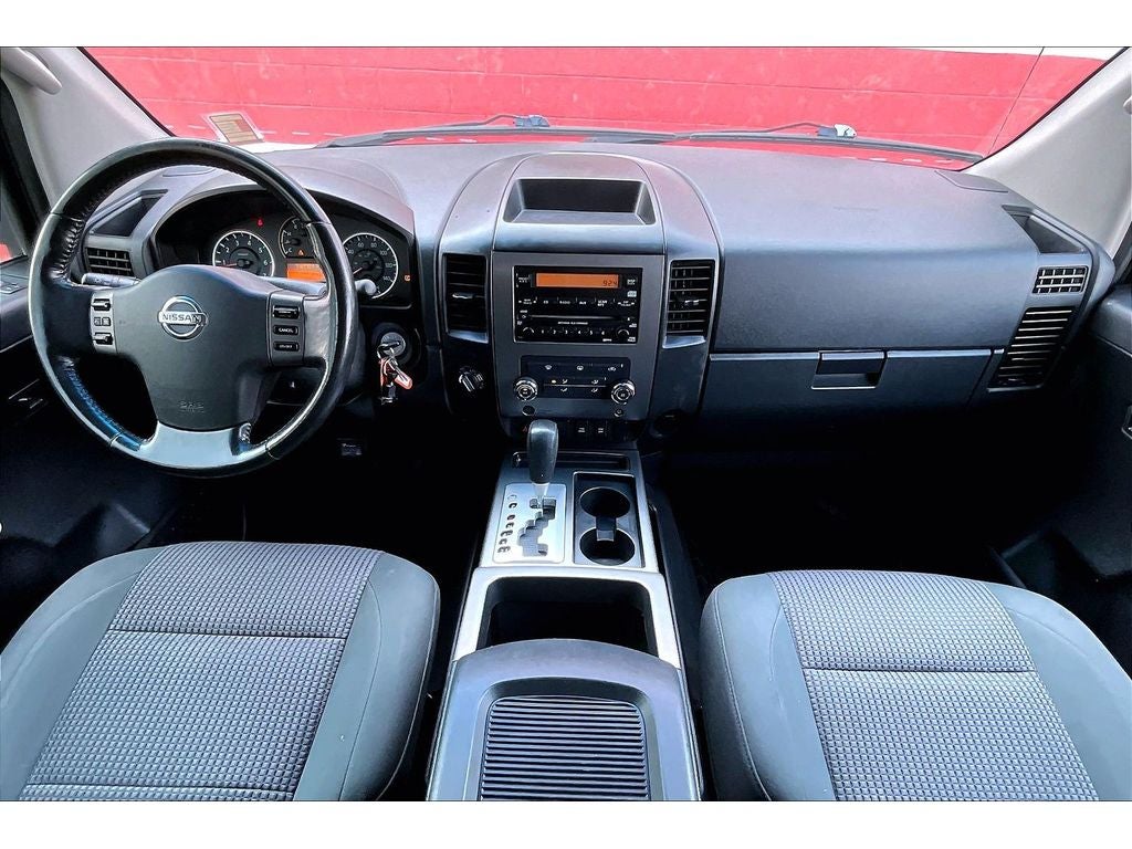 2010 Nissan Titan SE