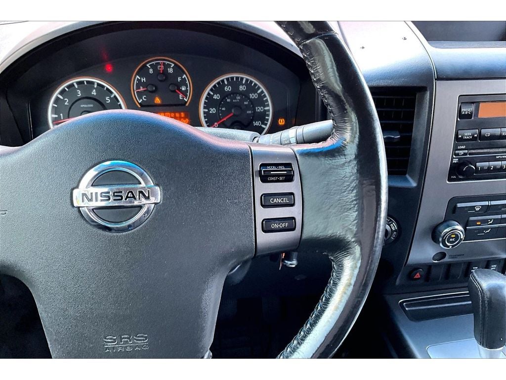 2010 Nissan Titan SE