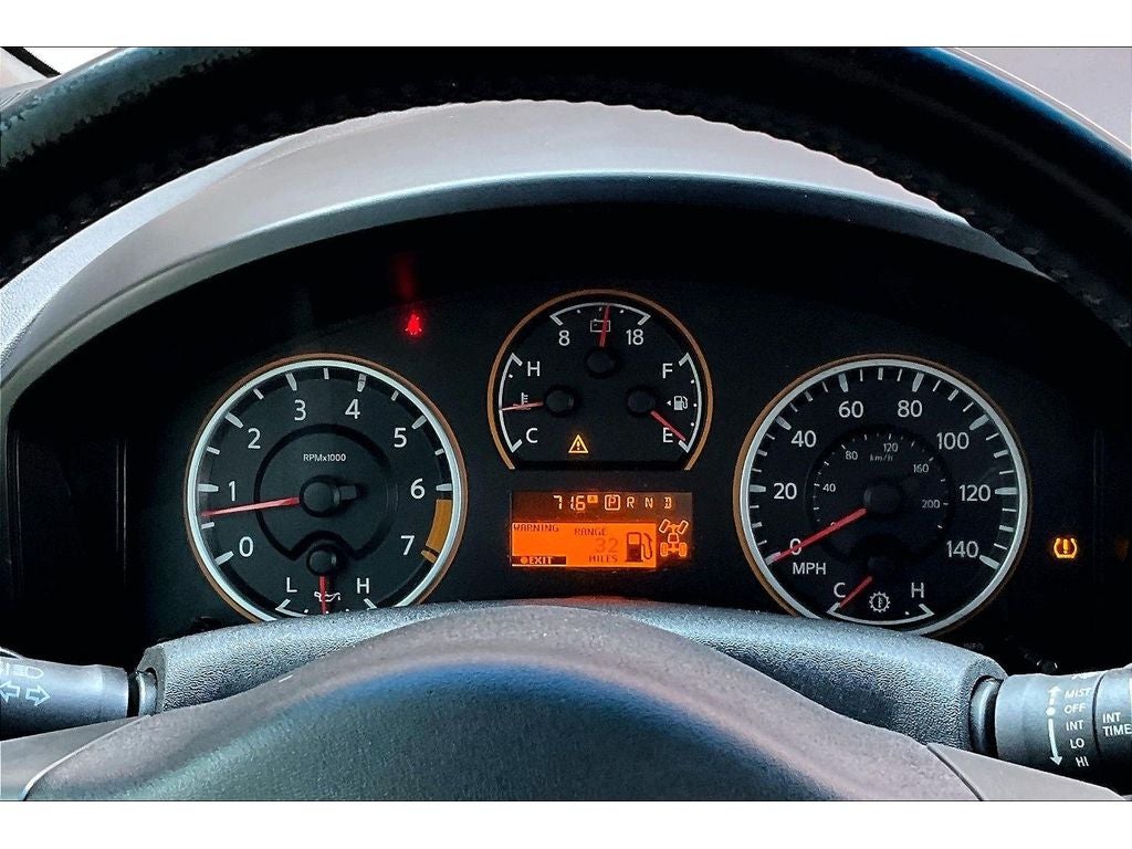 2010 Nissan Titan SE