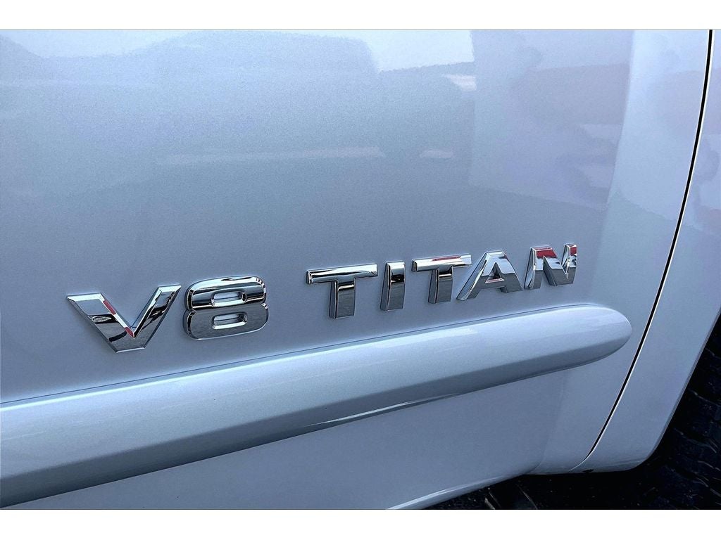 2010 Nissan Titan SE