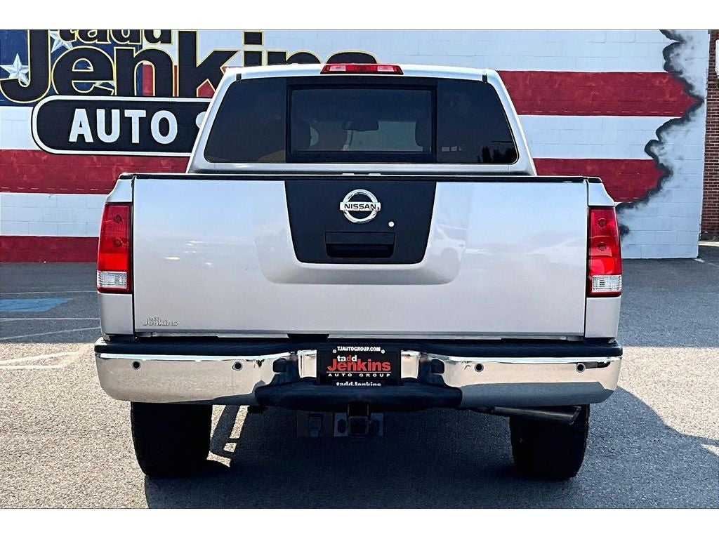 2010 Nissan Titan SE