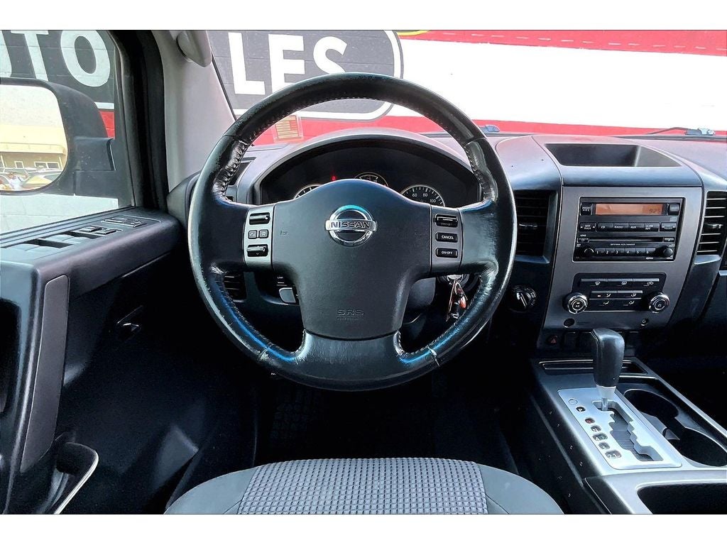 2010 Nissan Titan SE