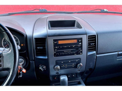 2010 Nissan Titan SE