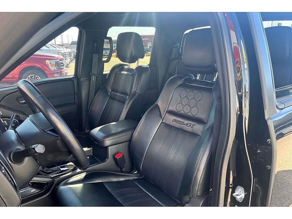 2022 Nissan Frontier PRO-4X