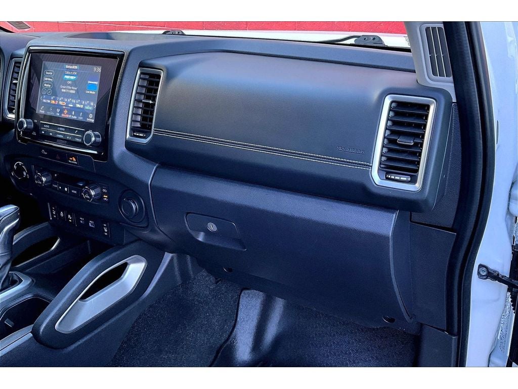 2023 Nissan Frontier SV