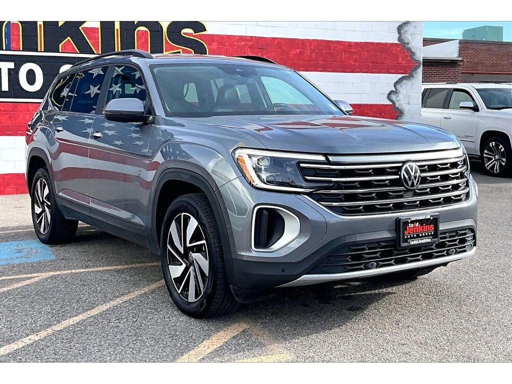 2025 Volkswagen Atlas 2.0T SE w/Technology