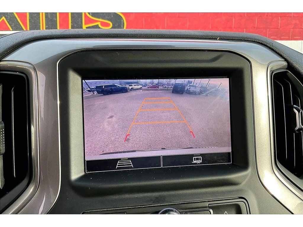 2024 Chevrolet Silverado Custom