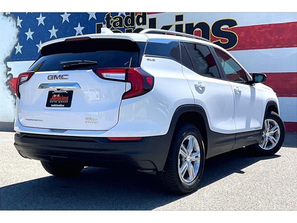 2022 GMC Terrain SLE