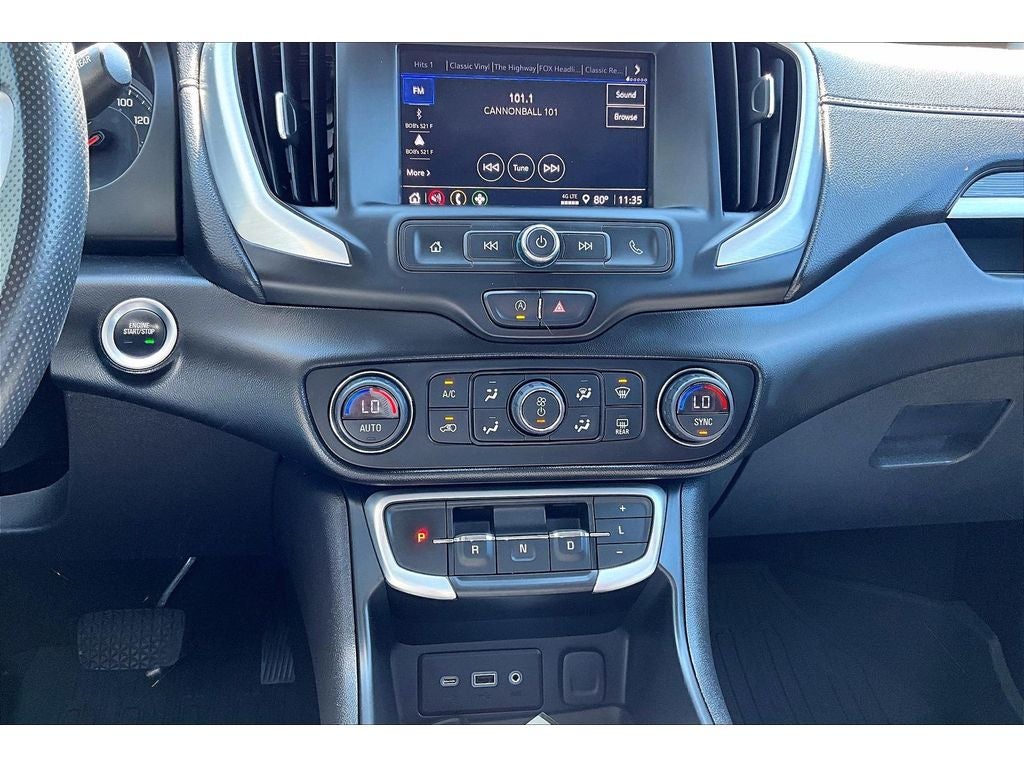 2022 GMC Terrain SLE