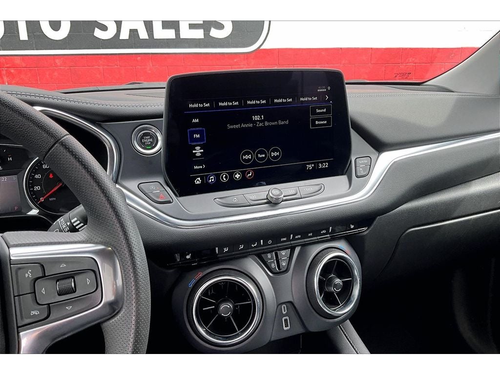2025 Chevrolet Blazer LT