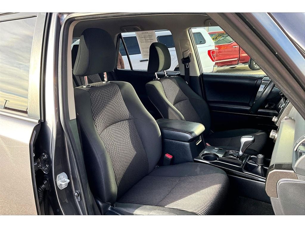 2022 Toyota 4Runner TRD Off Road