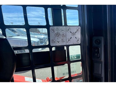 2023 KUBOTA SSV 65 Base