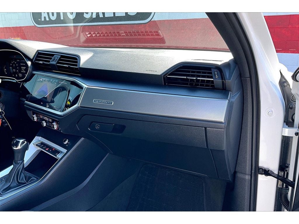 2025 Audi Q3 S line Premium