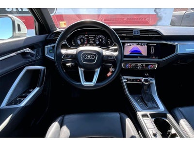 2025 Audi Q3 S line Premium