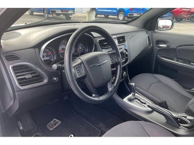 2014 Chrysler 200 LX