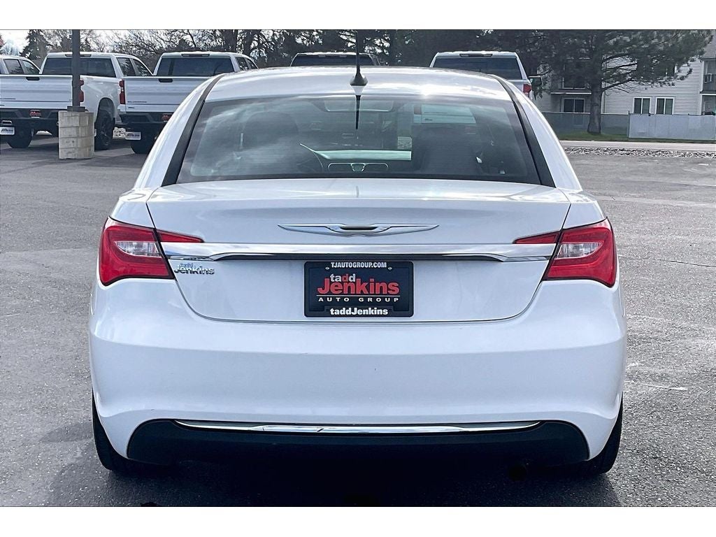 2014 Chrysler 200 LX