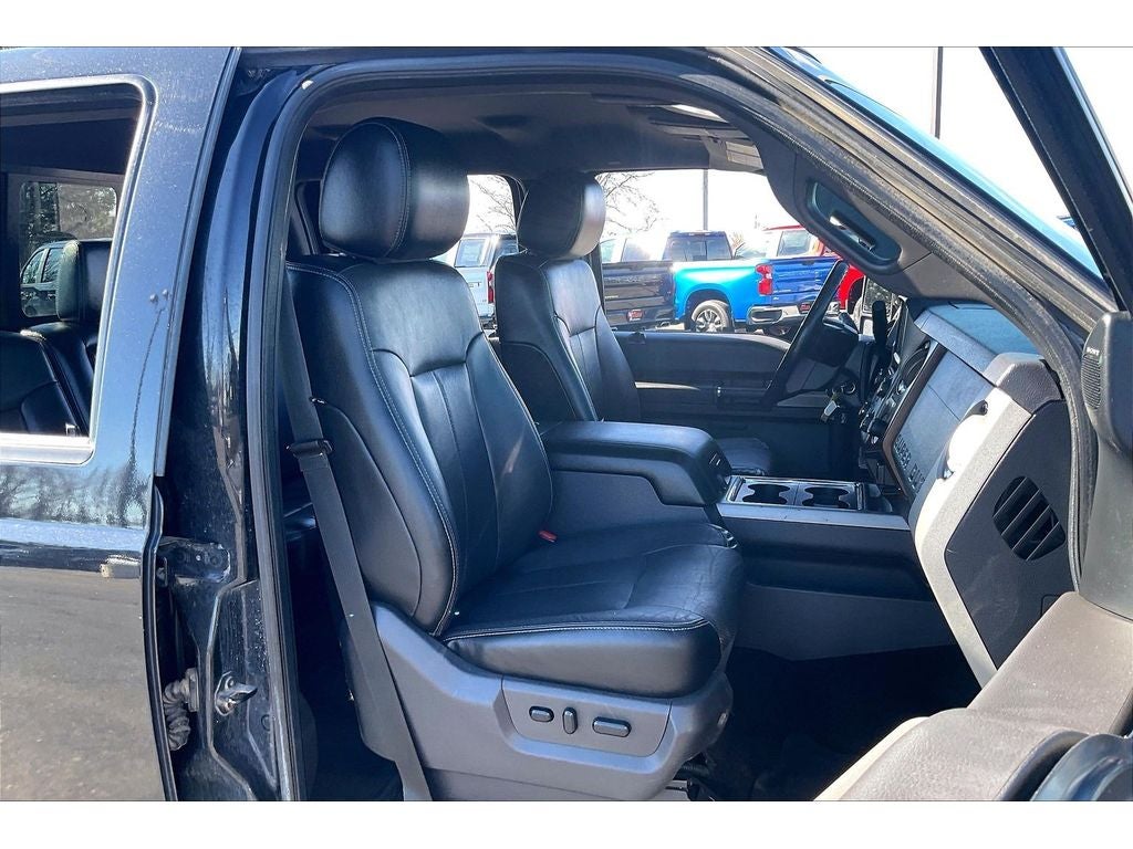 2015 Ford Super Duty F-250 SRW Lariat