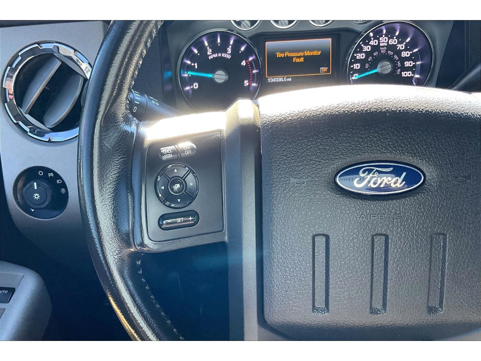 2015 Ford Super Duty F-350 SRW Platinum