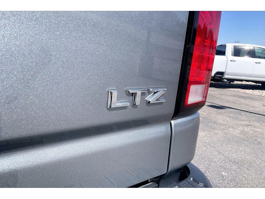 2025 Chevrolet Silverado 3500 HD LTZ