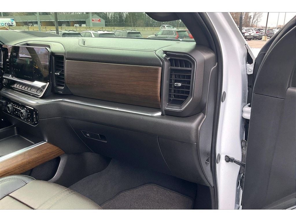 2025 Chevrolet Silverado 3500 HD High Country