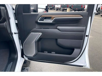 2025 Chevrolet Silverado 3500 HD High Country