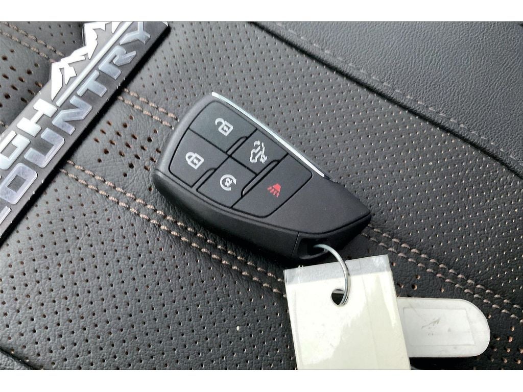 2025 Chevrolet Silverado 3500 HD High Country