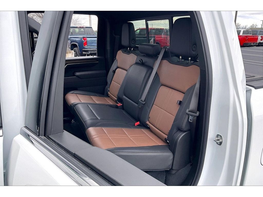 2024 Chevrolet Silverado 3500 HD High Country DRW