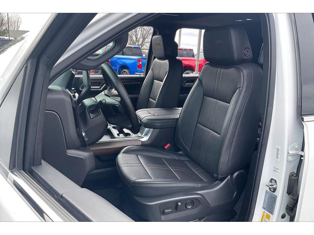 2024 Chevrolet Silverado 3500 HD High Country