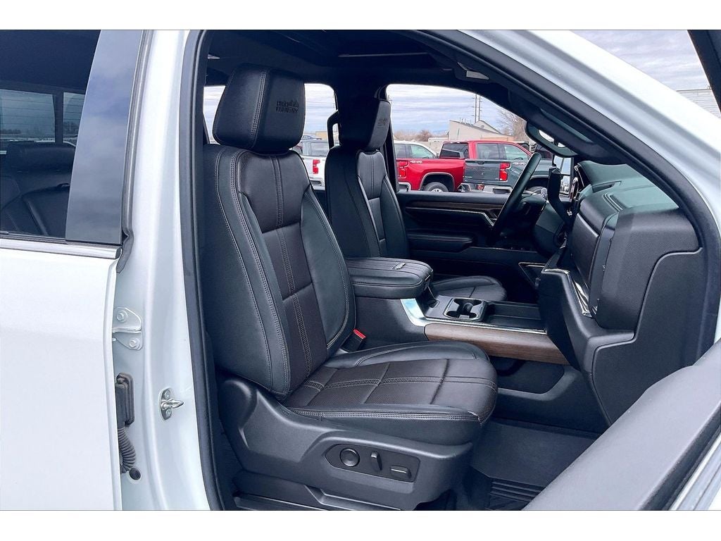 2024 Chevrolet Silverado 3500 HD High Country