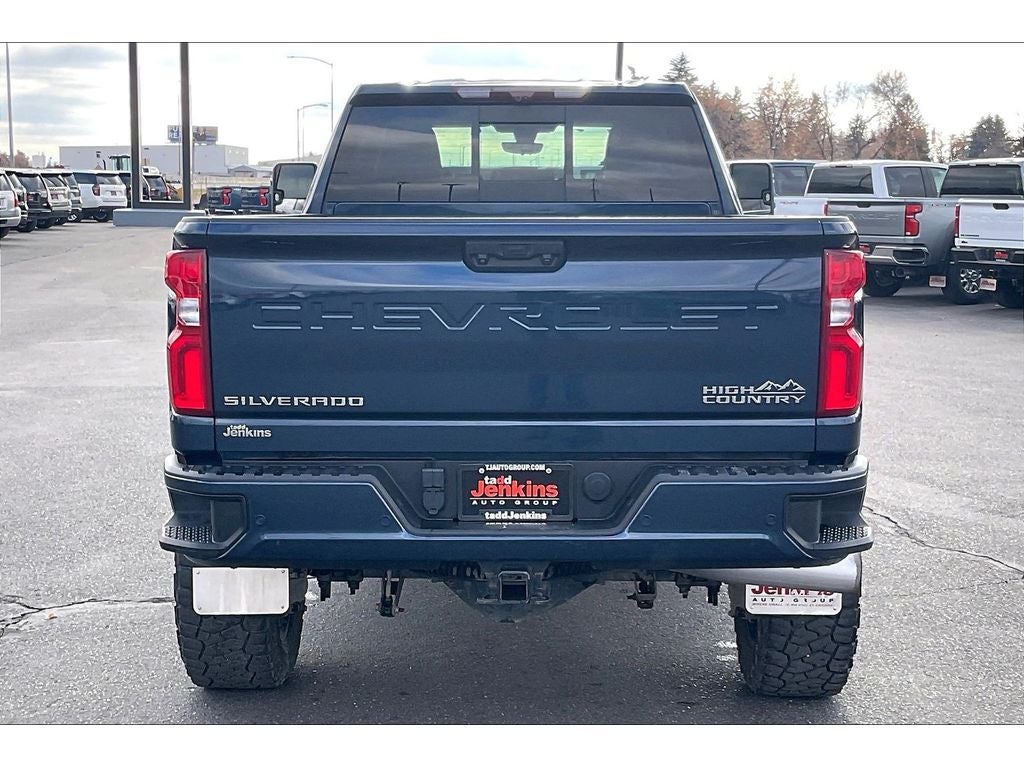 2022 Chevrolet Silverado 3500 HD High Country