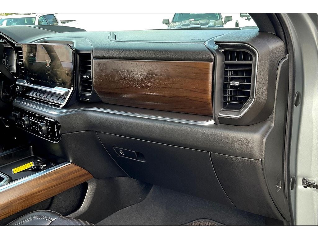 2024 Chevrolet Silverado 3500 HD High Country