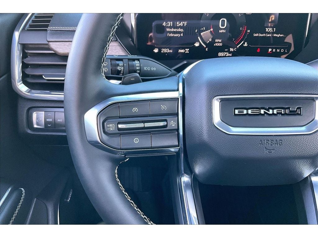 2025 GMC Acadia Denali