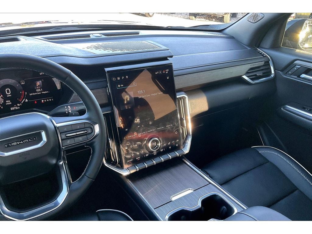 2025 GMC Acadia Denali