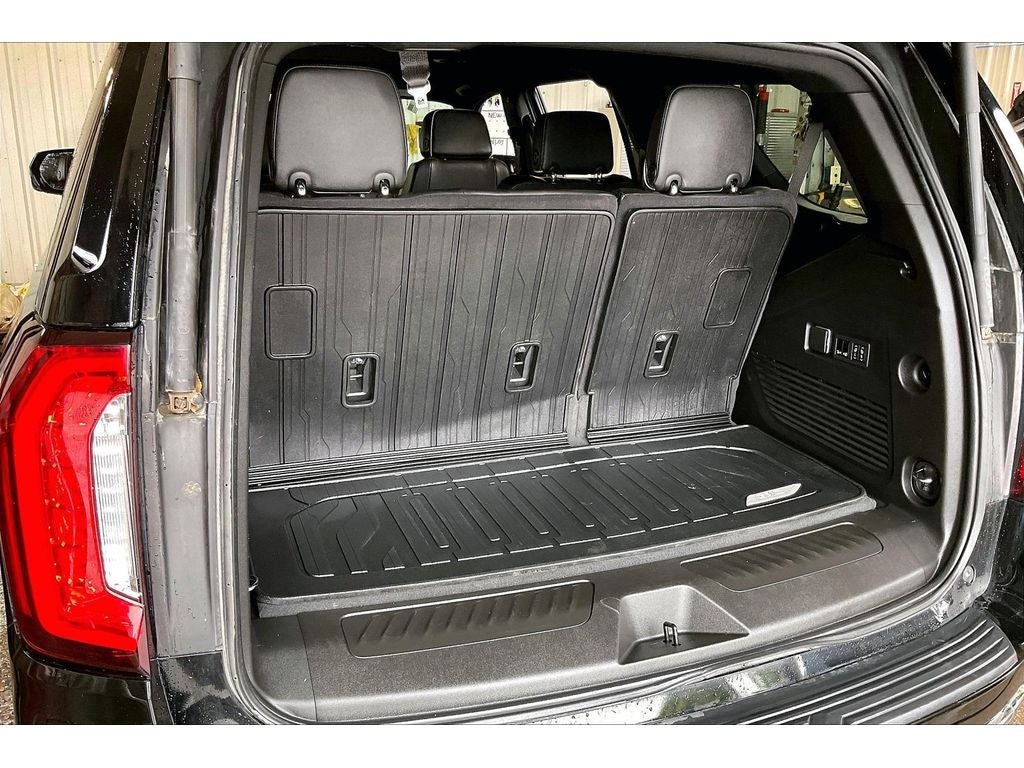 2024 GMC Yukon SLT