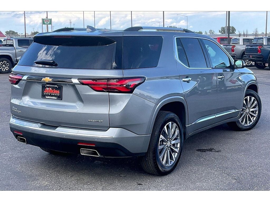 2023 Chevrolet Traverse Premier