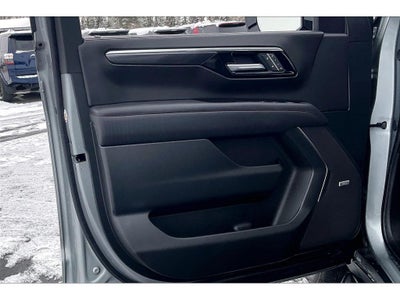 2025 Chevrolet Suburban RST