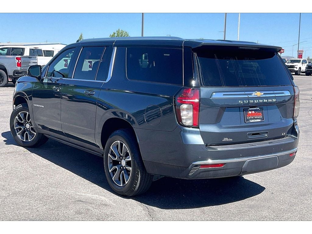 2021 Chevrolet Suburban LT