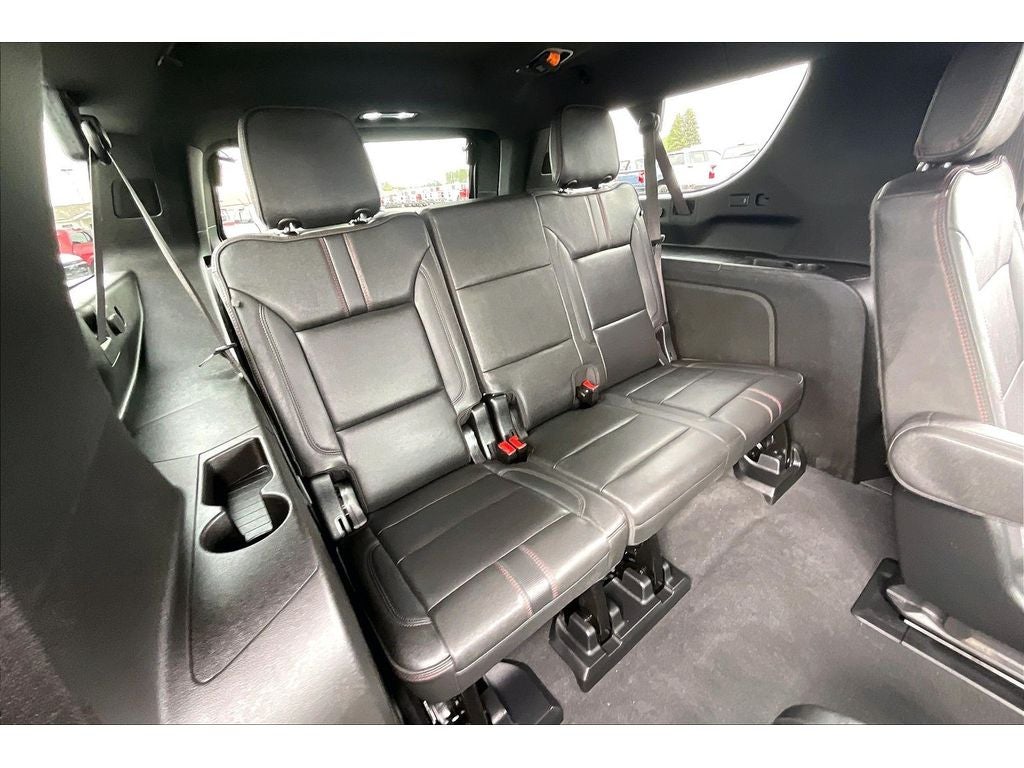 2024 Chevrolet Suburban RST