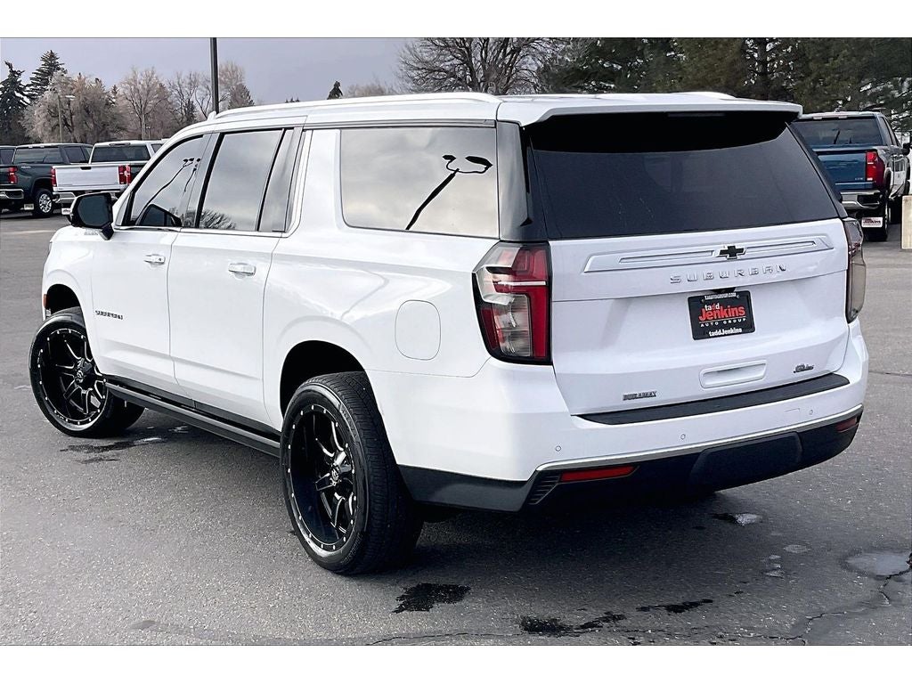 2022 Chevrolet Suburban High Country