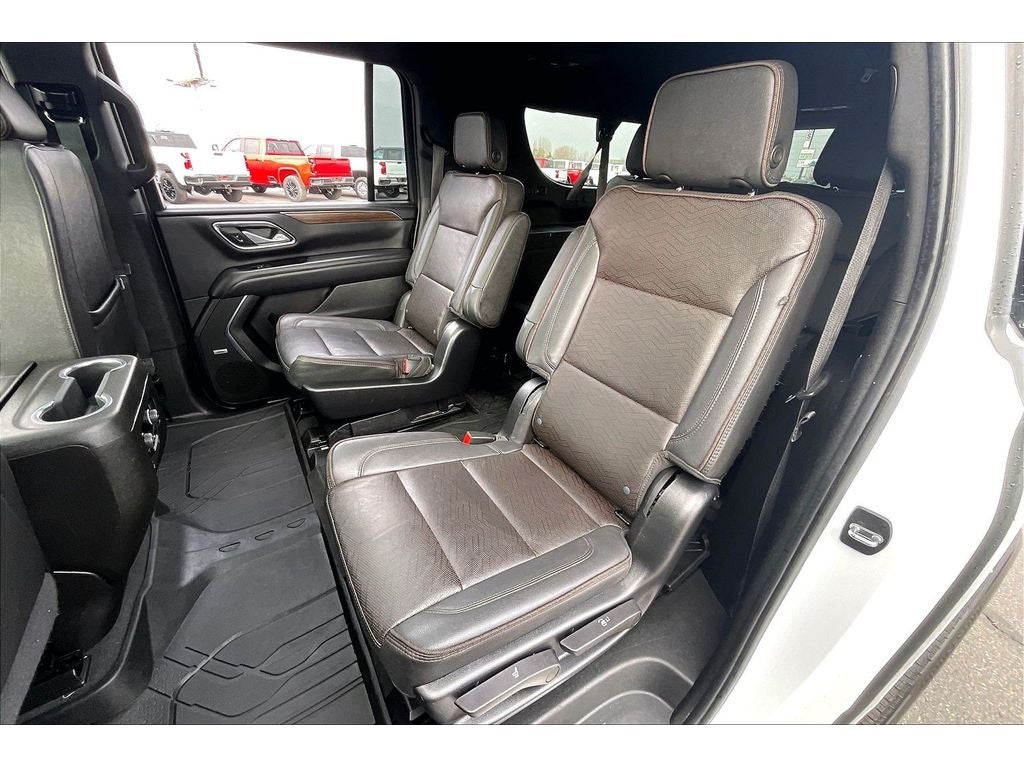 2022 Chevrolet Suburban High Country