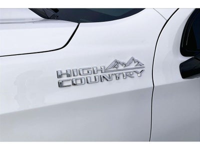 2022 Chevrolet Suburban High Country