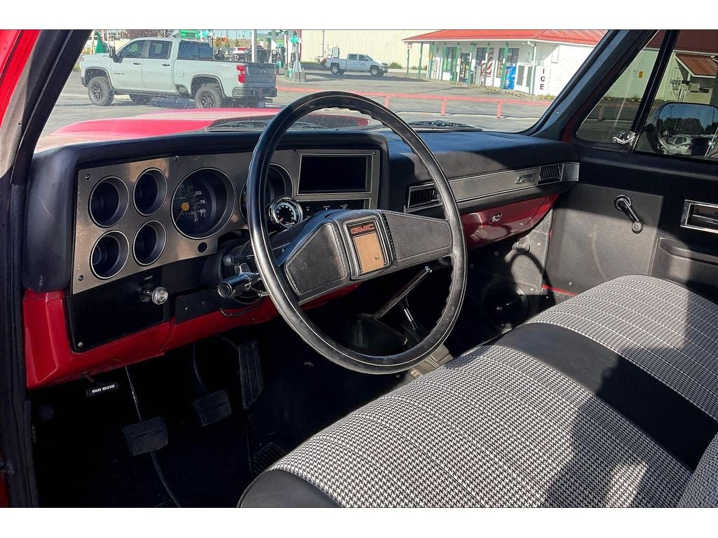 1987 GMC 1/2 Ton Pickups Base