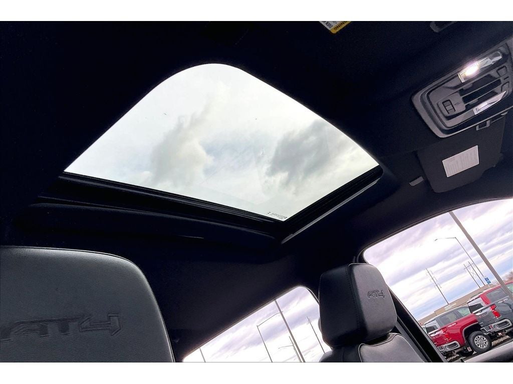 2024 GMC Sierra 1500 AT4