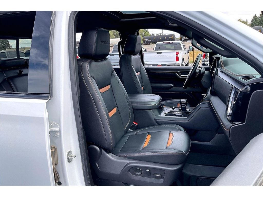 2025 GMC Sierra 1500 AT4