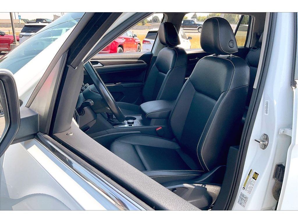 2021 Volkswagen Atlas 3.6L V6 SE w/Technology