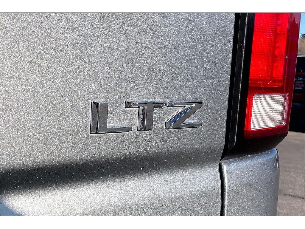 2025 Chevrolet Silverado 3500 HD LTZ