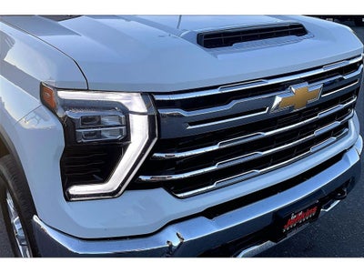 2025 Chevrolet Silverado 3500 HD LTZ
