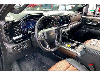2025 Chevrolet Silverado 3500 HD High Country